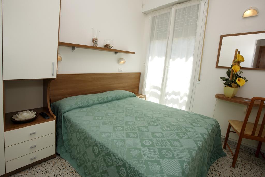 רימיני Hotel Vannini חדר תמונה